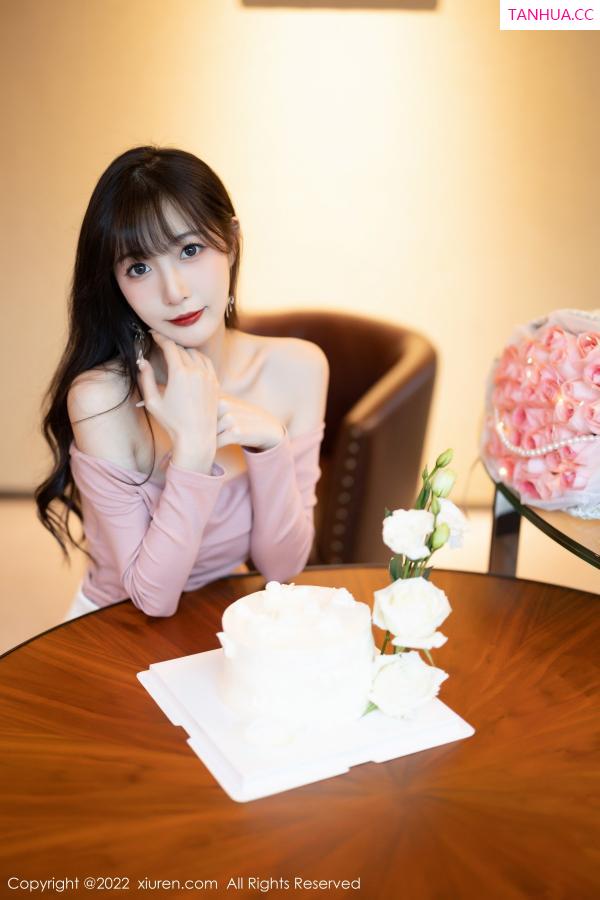 林星阑  [XiuRen]高清写真图 2022.11.30 No.5934 林星阑 短裙美腿第17张图片